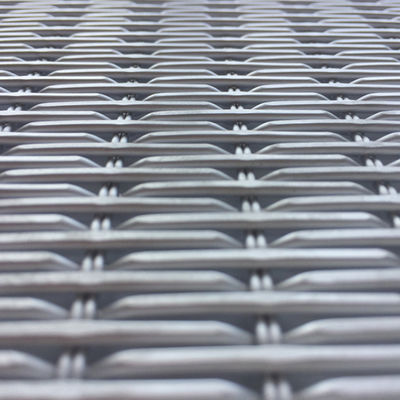 Cuadrícula arquitectónica de acero inoxidable de plata para fachada de edificio personalizada