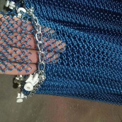 Enlace de cadena de malla personalizado decoración de fondo cercas de jardín galvanizadas cercas de seguridad poste de rollo de tela