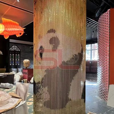 Tipo de cadena de aluminio Buen rendimiento de ventilación Decoración interior Techo divisorio