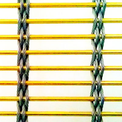 Aplicación de la red de acero inoxidable para revestimiento de ventilación de fachadas de edificios de gran altura