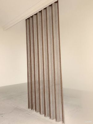 Cortina de aluminio de enlace de cadena con tamaño personalizado y rieles duraderos y otros accesorios