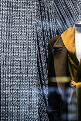 Cortina de aluminio de 12x24 mm de tamaño de cadena con un 60% de área abierta y un diámetro de alambre de 1,2 mm para protección contra insectos