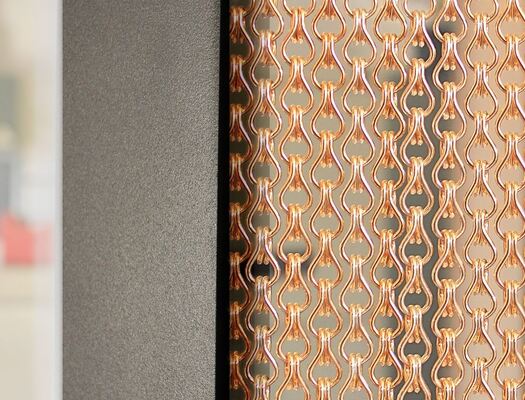 Pantalla de mosca de cadena de aluminio con un 60% de área abierta y un diámetro de alambre de 1,2 mm para protección contra insectos reutilizables