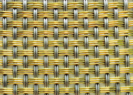 Malla de alambre tejida decorativa prensada de cobre amarillo interior ISO9001 los 4m a los 8m