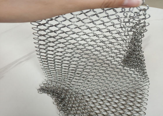 Pasillos de acero inoxidables de Ring Mesh Plain Woven For Exhibition del metal de SS316 HDG PVD